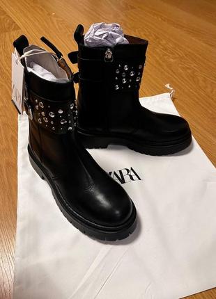 Ботинки кожаные zara женские 36 новые сапоги черные8 фото