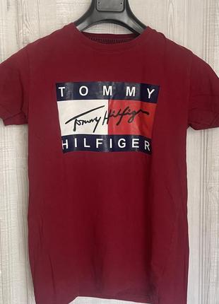 Футболка Tommy hilfiger красная