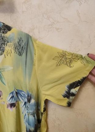 Красивое котоновое платье большого размера сшита ярусами с флористичным принтом3 фото