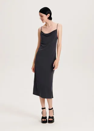 Сукня міді з модальним принтом колір темно сірий reserved