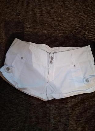 Шорті