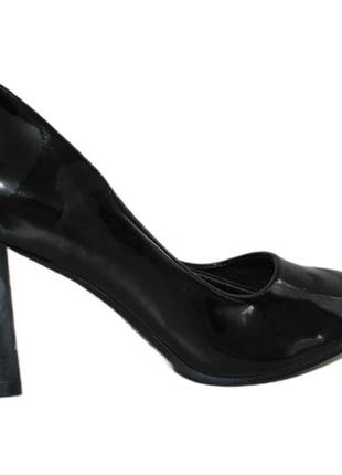 Туфли женские лаковые черные на среднем каблуке 36 37 38 395 фото