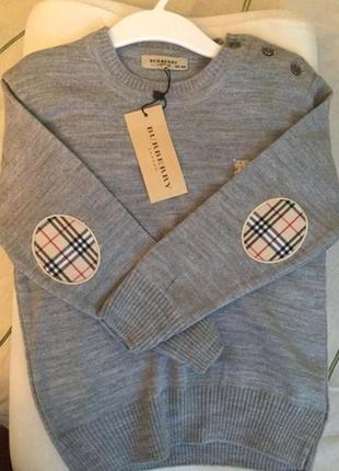 Відмінний тоненький теплий светр на дитини 4-5 років