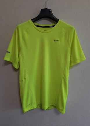 Футболка nike dri-fit спортивна