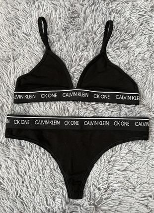 Комплект белья calvin klein