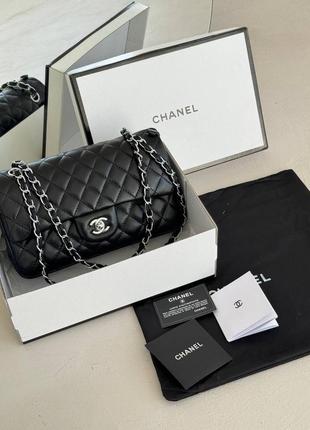 Chanel silver гладкая кожа
