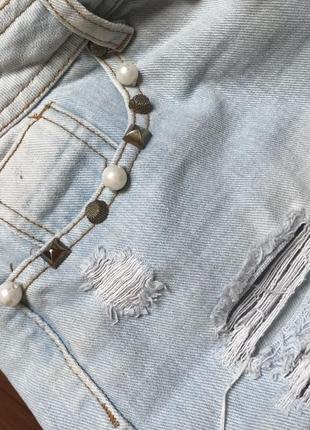 Светлые джинсовые шорты denim co с бусинками5 фото