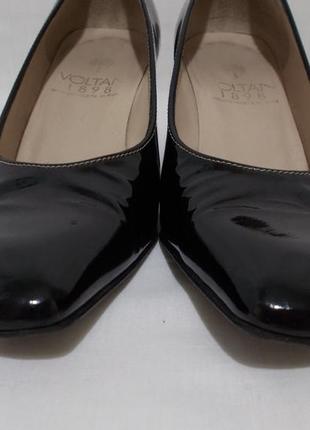 Туфли лаковые кожаные черные 'voltan 1898' 37р3 фото