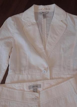 Надзвичайно ніжний і стильний брючний костюм mango