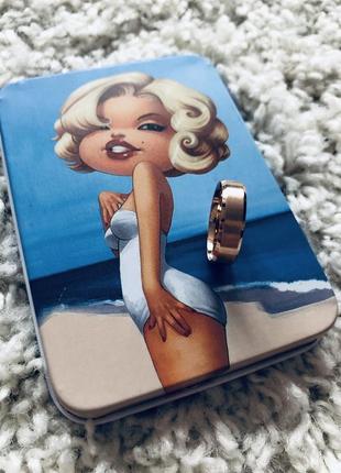 Обручальное кольцо