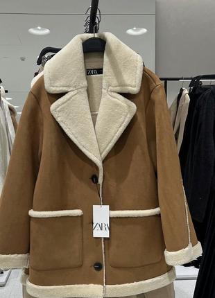 Стильная дубленка от zara