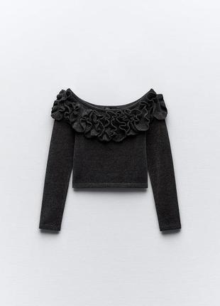 Серый укороченный/короткий плюшевый свитер/кроп-топ с рукавами с открытыми плечами/рюшами/воланами зара/zara