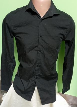 Черная мужская рубашка1 фото
