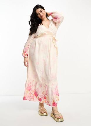 Женственное платье макси в цветах xl1 фото