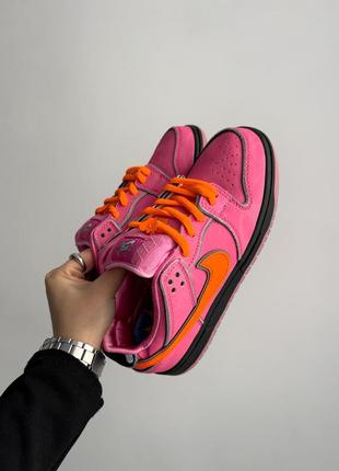 Кроссовки sb dunk low "powerpuff girls - blossom"4 фото