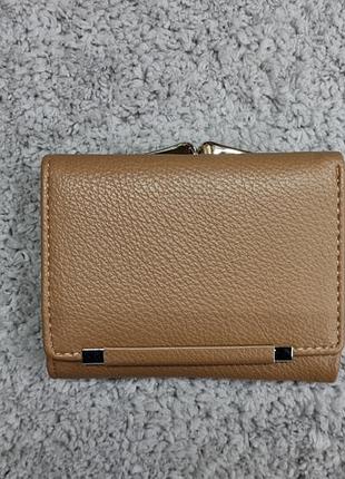 Гаманець жіночий класичний boershi бежевий
