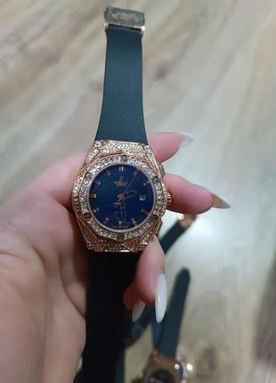 Женские наручные часы hublot big bang ladies7 фото