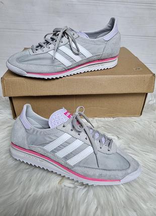 Жіночі кросівки adidas stylecode 38 розмір