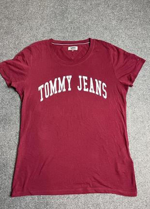 Жіноча футболка tommy jeans1 фото