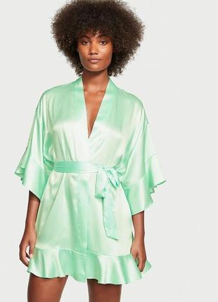 Жіночий сатиновий халат victoria's secret satin flounce robe x/s м'ятний