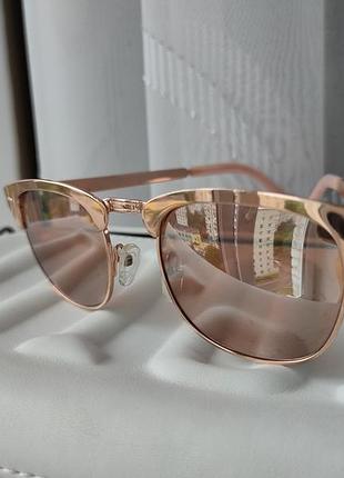 Сонцезахисні окуляри new look жіночі
