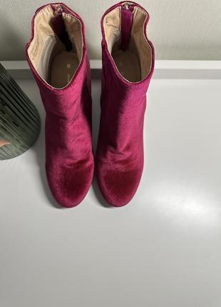 Розовые ботинки2 фото