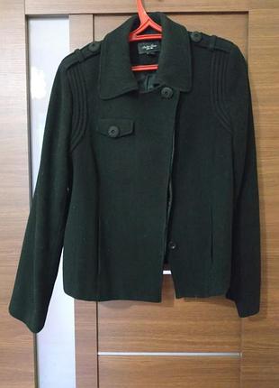 Жакет,палько, куртка женская