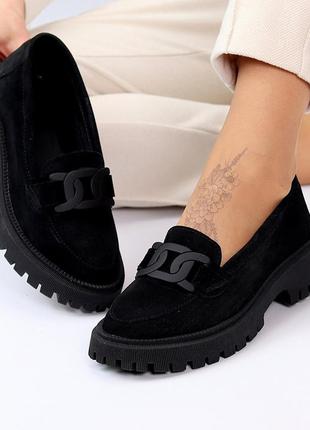 Женские замшевые черные лоферы на каблуке весенне осенние туфли натуральная замша весна осень