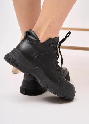 Ботинки женские черные lonza f99303-22 фото