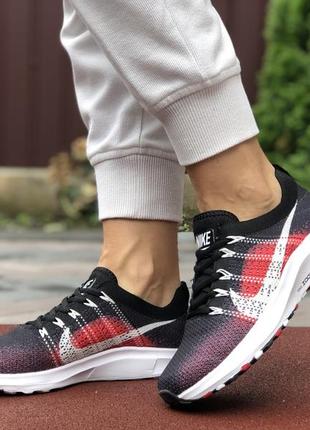 Стильные лёгкие женские кроссовки nike zoom чёрные с красным градиентом