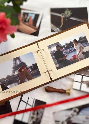 Дерев'яний фотоальбом з паперовими сторінками | креативний подарунок на день закоханих для дівчини і хлопця3 фото