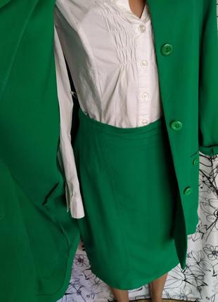 Костюм ,пиджак оверсайз,шикарного зелёного цвета3 фото