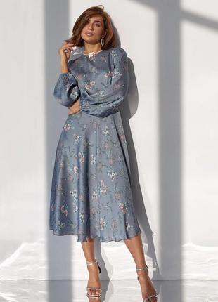 Неймовірна сукня