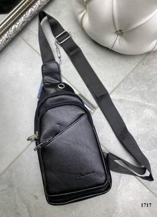Черная стильная мужская трендовая эффектная качественная сумочка слинг кроссбоди3 фото