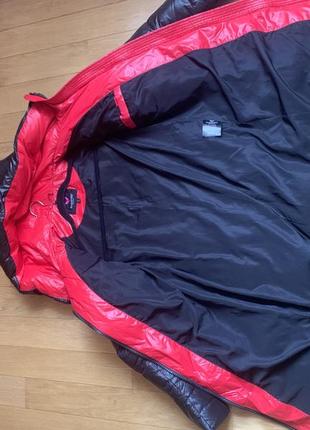 Пуховик, пальто жіноче стильне чорне з червоним оздобленням s, xs, m