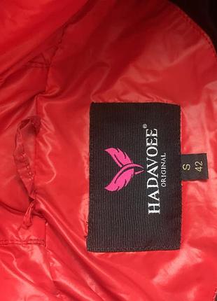 Пуховик, пальто жіноче стильне чорне з червоним оздобленням s, xs, m