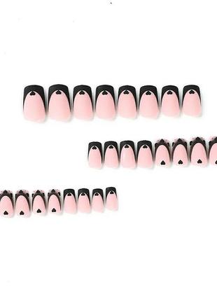 Накладные ногти набор типсы квадрат день валентина сердечки нюд черные френч средние длинные тренд 2024 стильные современные скотч клей2 фото