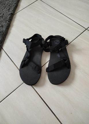 Черные сандалии на липучках5 фото