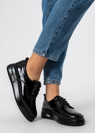 Туфли женские кожаные черные на шнуровках 2293т