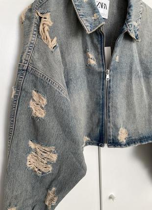 Трендова вкорочена джинсовка zara рвана джинсова куртка2 фото