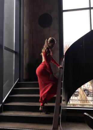 Красное платье от украинского бренда ottaka с открытой спиной2 фото