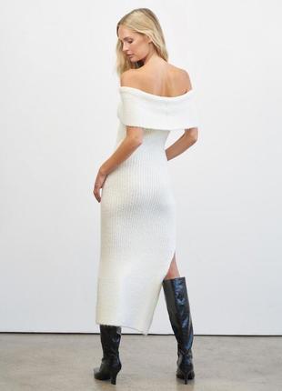 Платье молочное теплое мягечка в рубчик с разрезом 4th- reckless4 фото