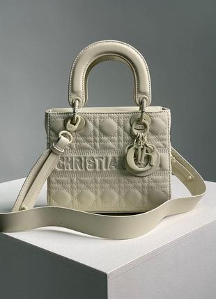 Сумка в стиле christian dior в наличии