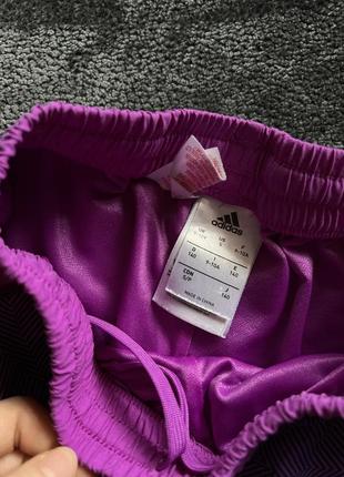 Фиолетовые шорты на девочку 9-10 лет2 фото