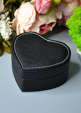 Шкатулка в виде сердца для украшений
