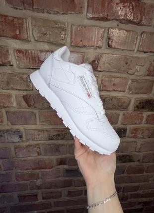 Кожаные кроссовки reebok classic2 фото