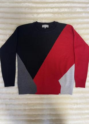 Ексклюзивний жіночий светр з абстракцією українського бренду