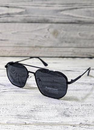 Солнцезащитные очки мужские, поляризация, черные  в глянцевой металлической оправе (без бренда)