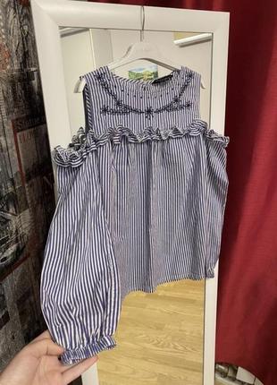 Гарна стильна сорочка з відкритими плечима і чарівною вишивкою, dorothy perkins, m, 38