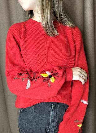 Женский свитер светр джемпер с вышивкой4 фото